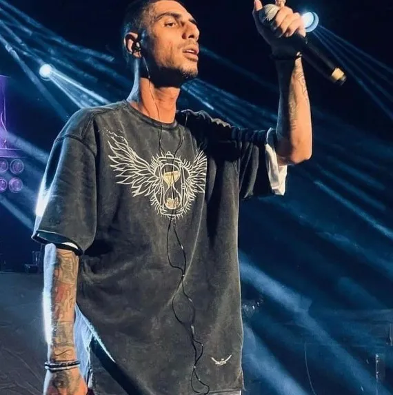 دانلود آهنگ های رضا پیشرو  قدیمی و جدید با لینک مستقیم