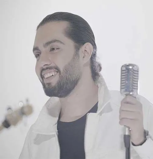 دانلود ریمیکس صورت ماهت پشت پلکامه این یعنی این قلبت هنوز باهامه حامیم  بیس دار قوی ترند