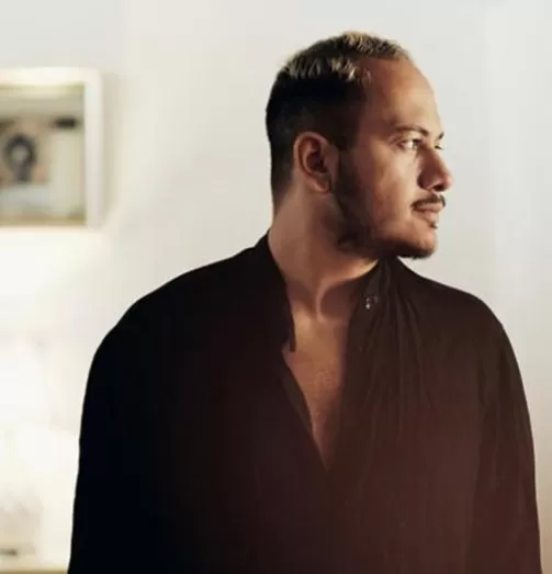 دانلود آهنگ باشه من بد و تو خوب اصلا هرچی تو بگی اشوان طولانی